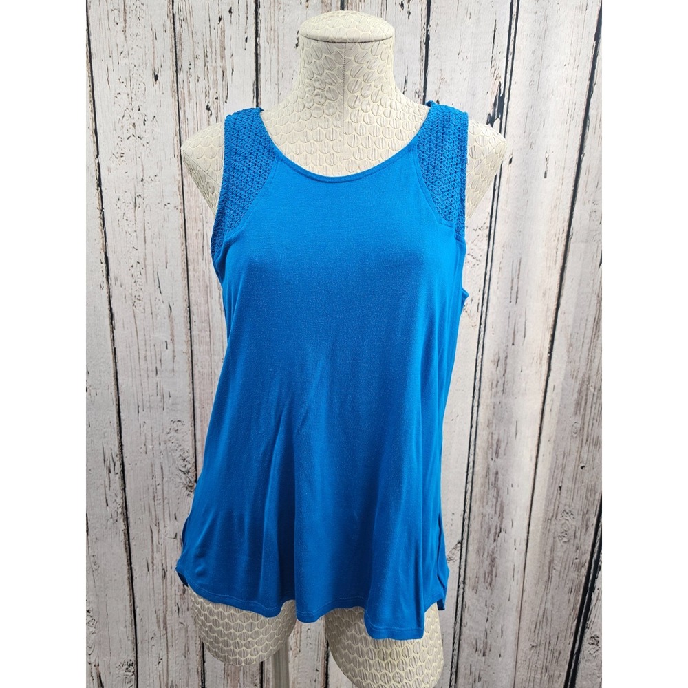 Vince Camuto S Blue Crochet Yoke Split Back Tank‎ Top Blouse Shirt Layering EUC